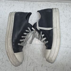 Stylish Black and White Men's Sneakers